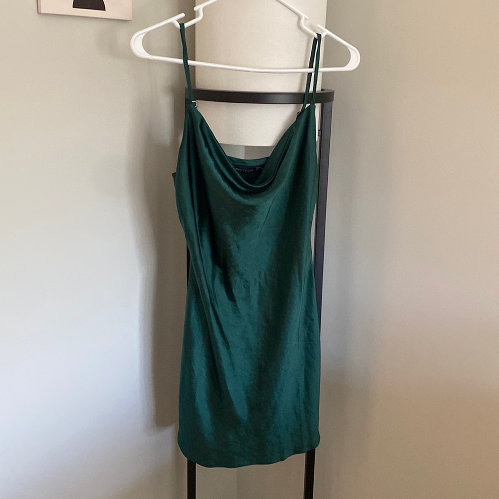 Brand new dark green silk nasty gal mini